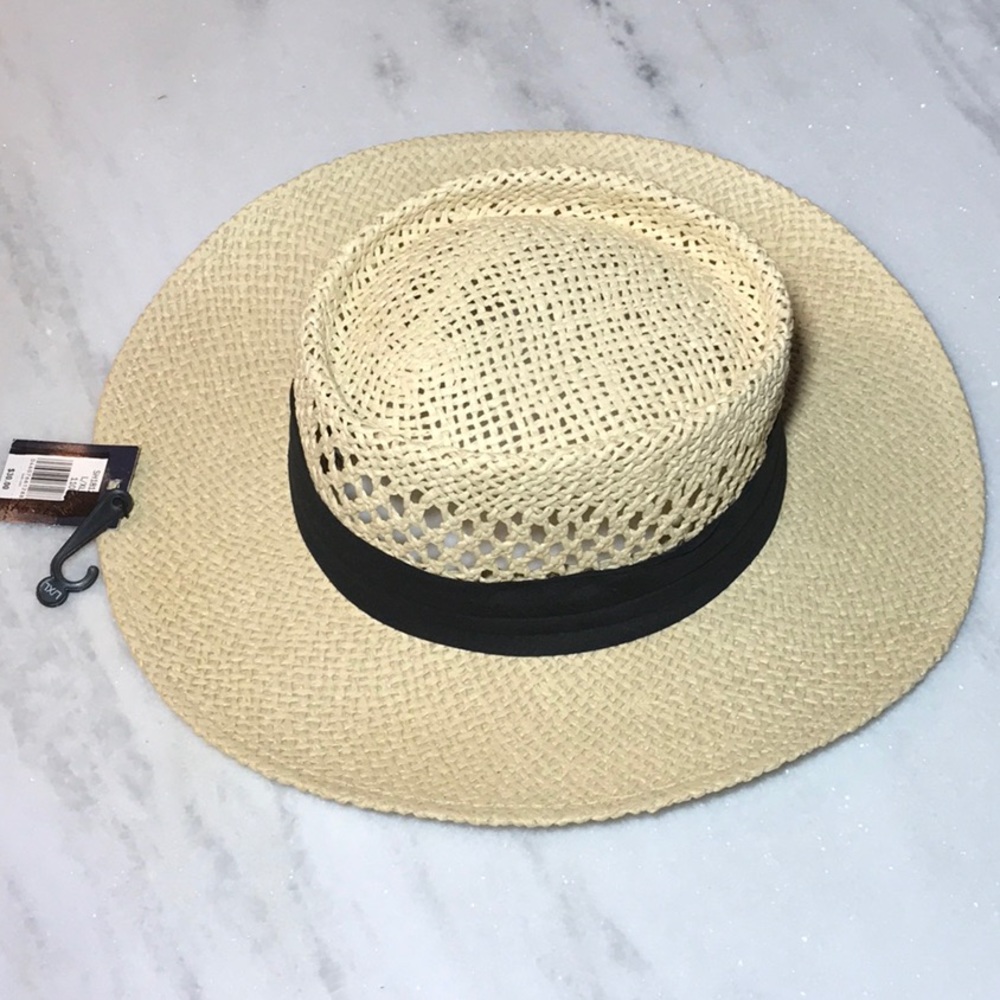 New golf/sun hat